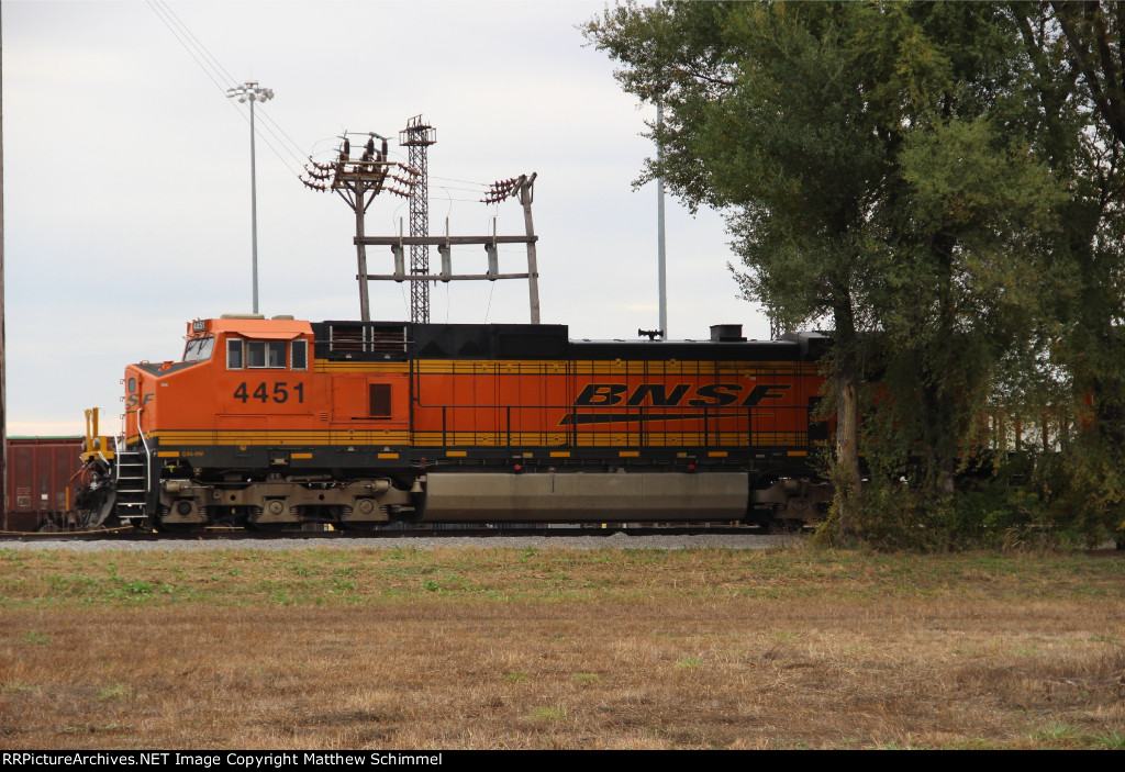 BNSF 4451